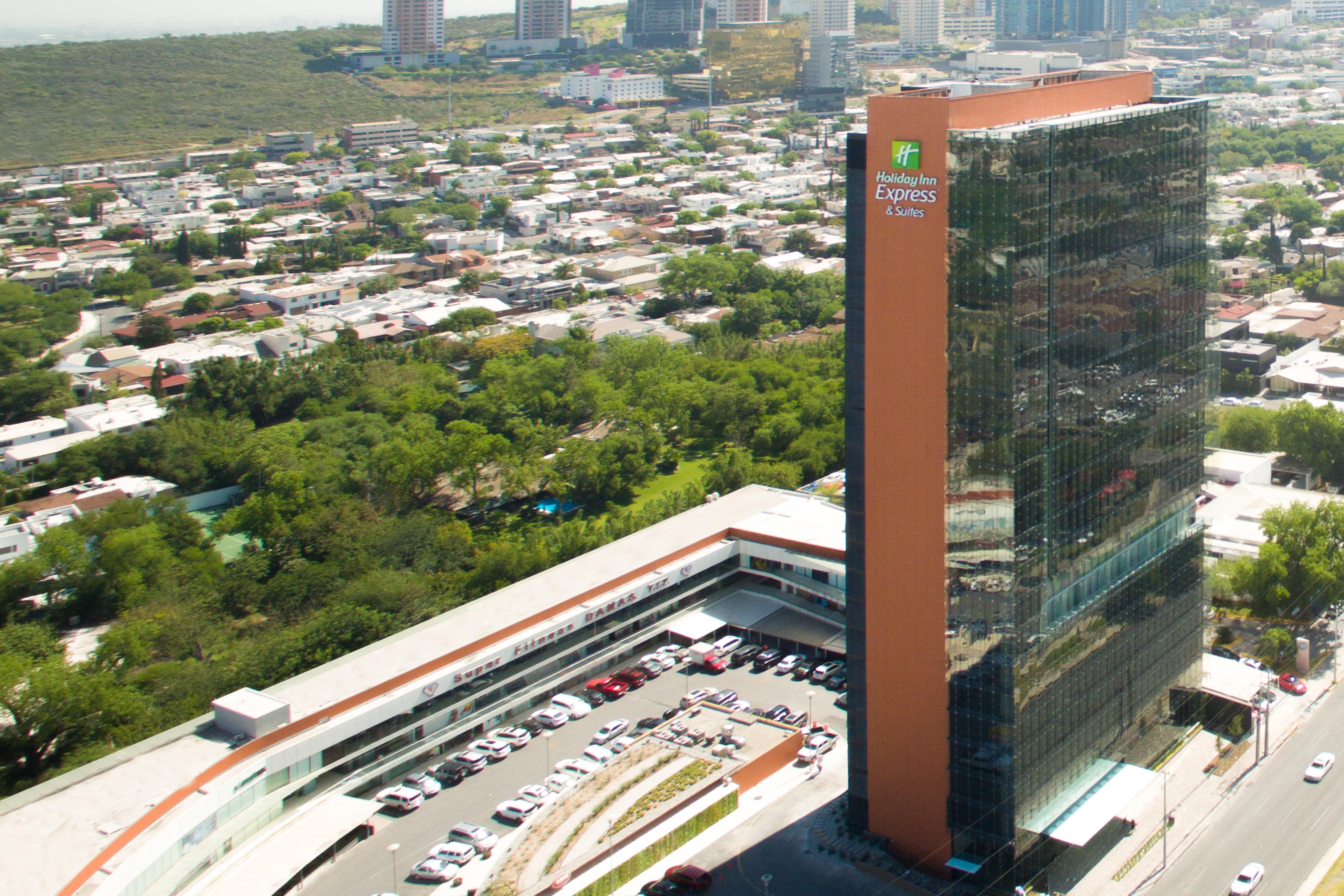 Holiday Inn Express & Suites Monterrey Valle By Ihg San Pedro Garza Garcia Екстериор снимка