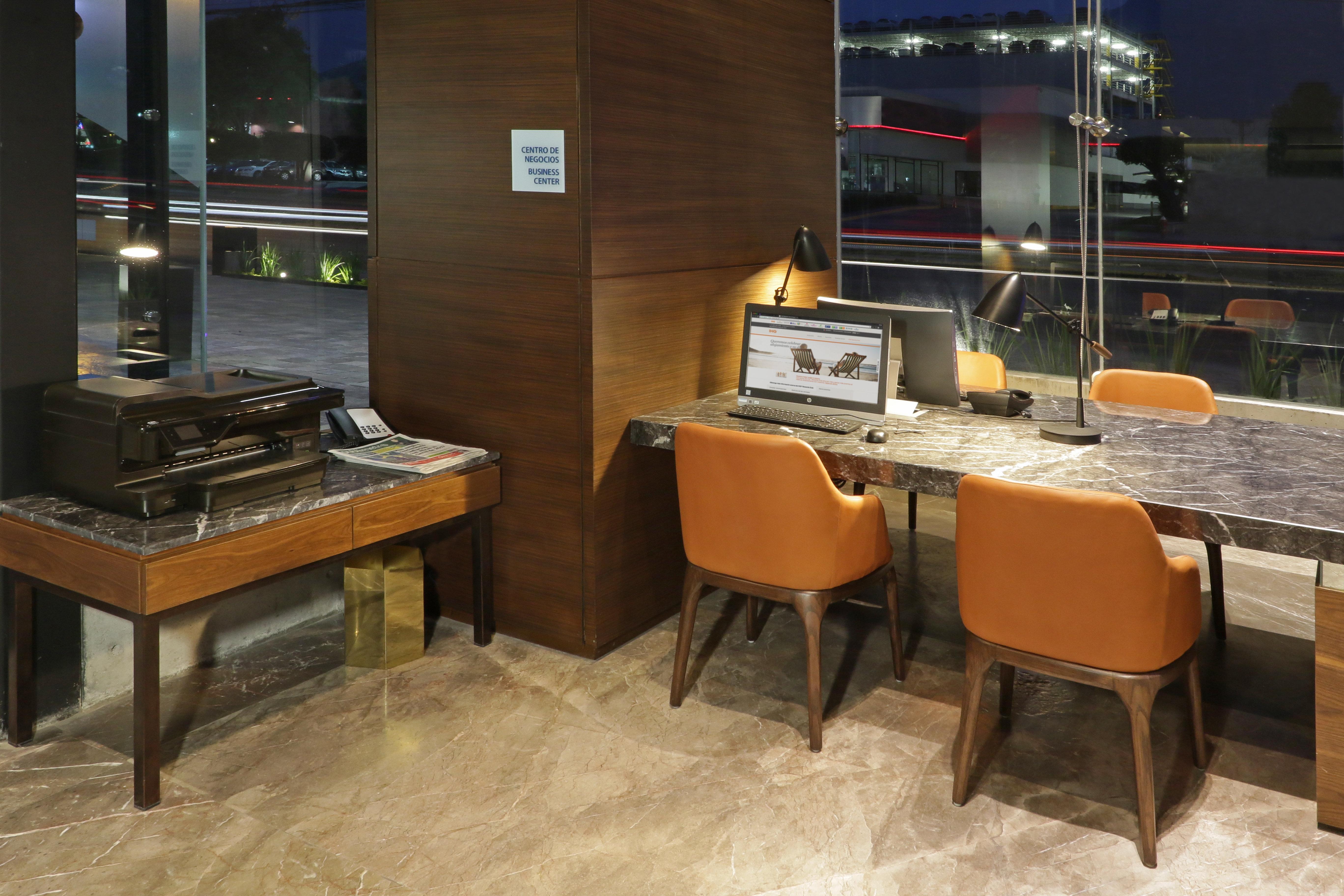 Holiday Inn Express & Suites Monterrey Valle By Ihg San Pedro Garza Garcia Екстериор снимка