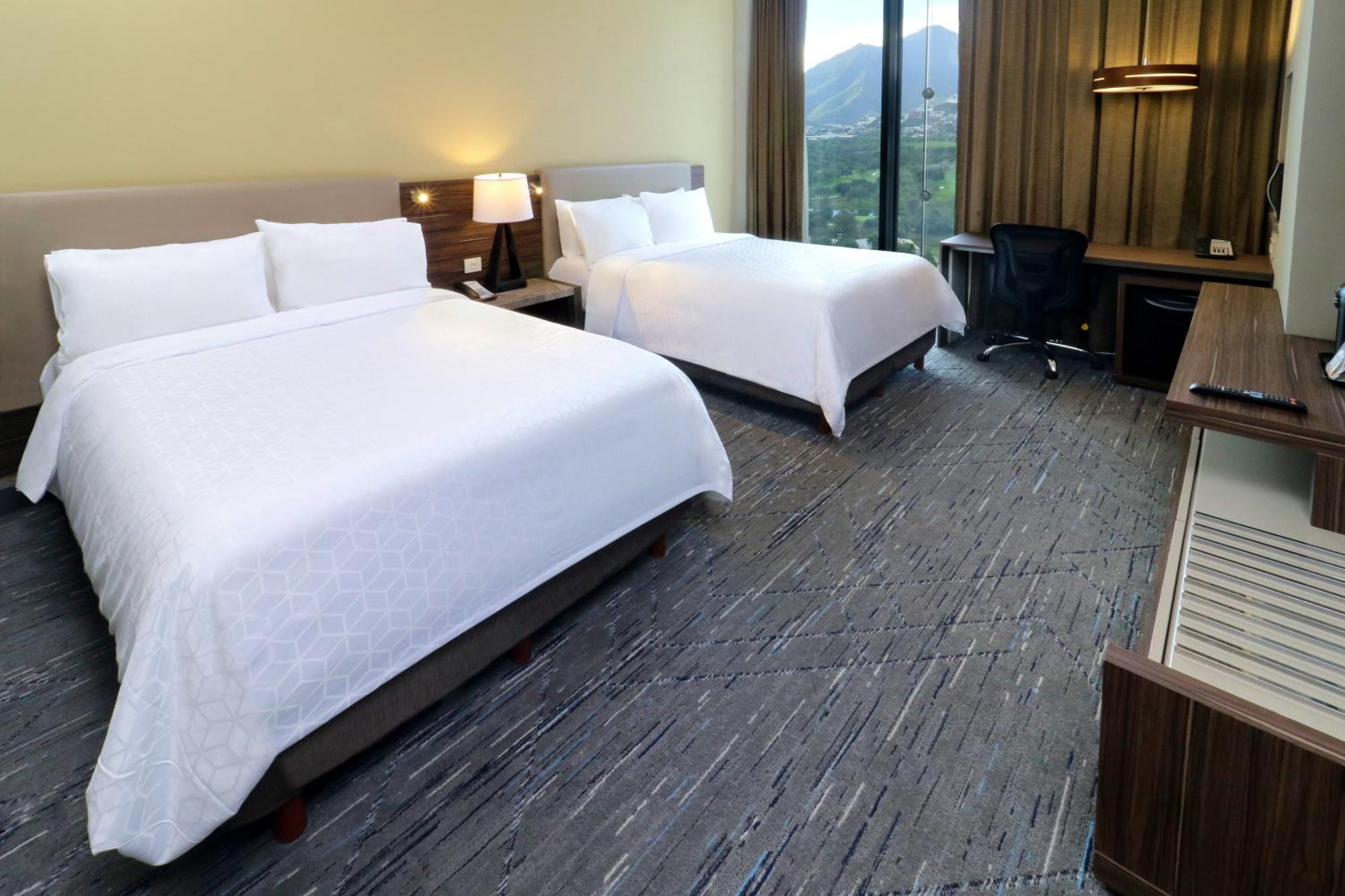 Holiday Inn Express & Suites Monterrey Valle By Ihg San Pedro Garza Garcia Екстериор снимка